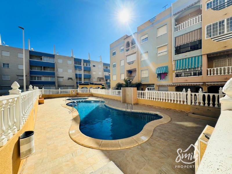 Apartment - Resale - La Mata - La Mata