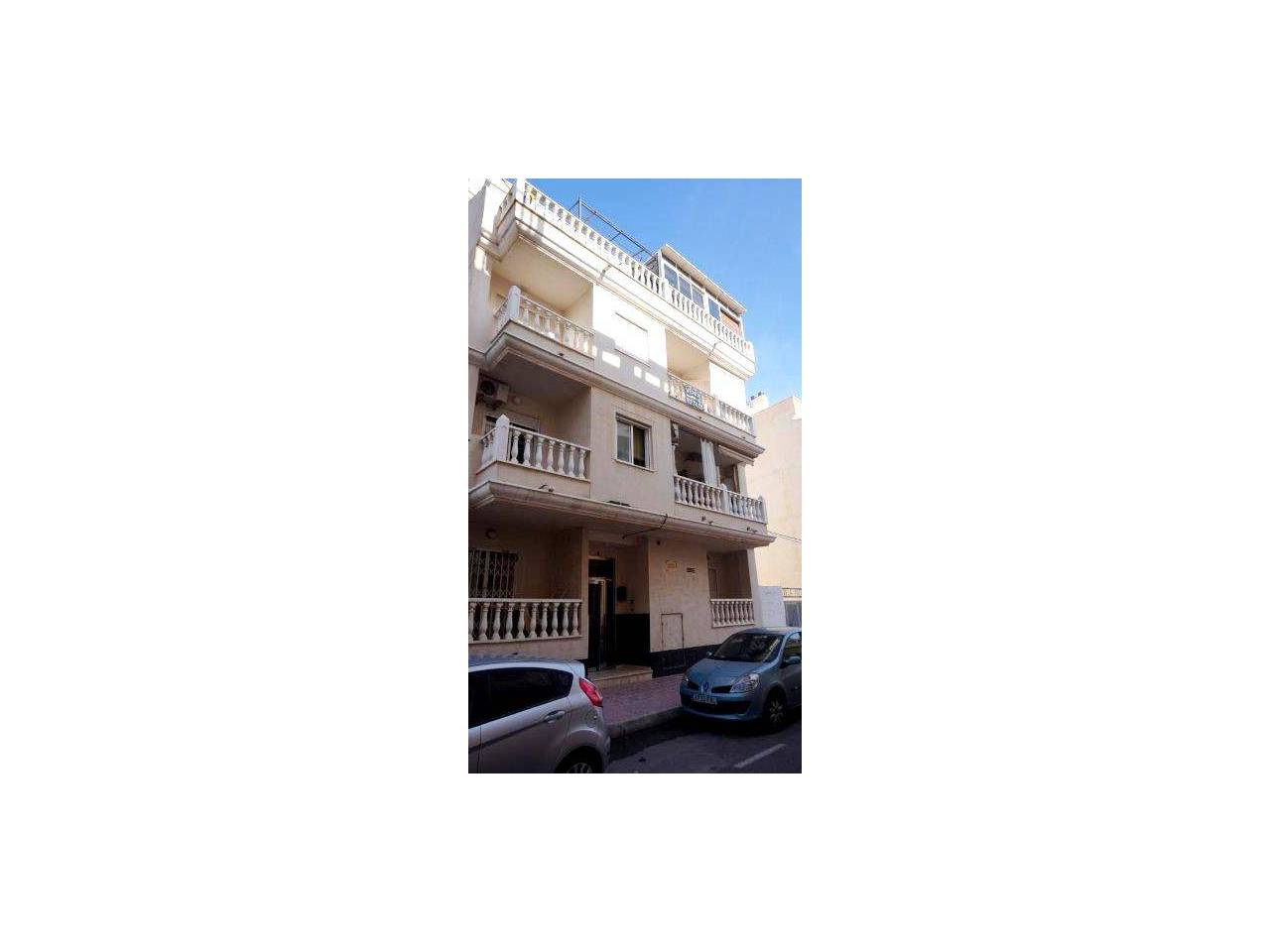 Apartment - Resale - La Mata - NH-77556