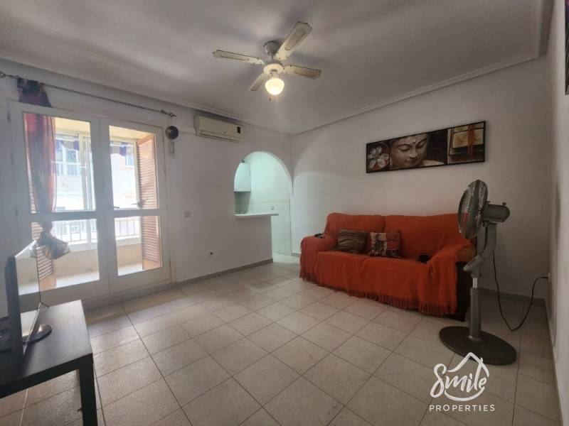 Apartment - Resale - Torrevieja - Playa del Acequión