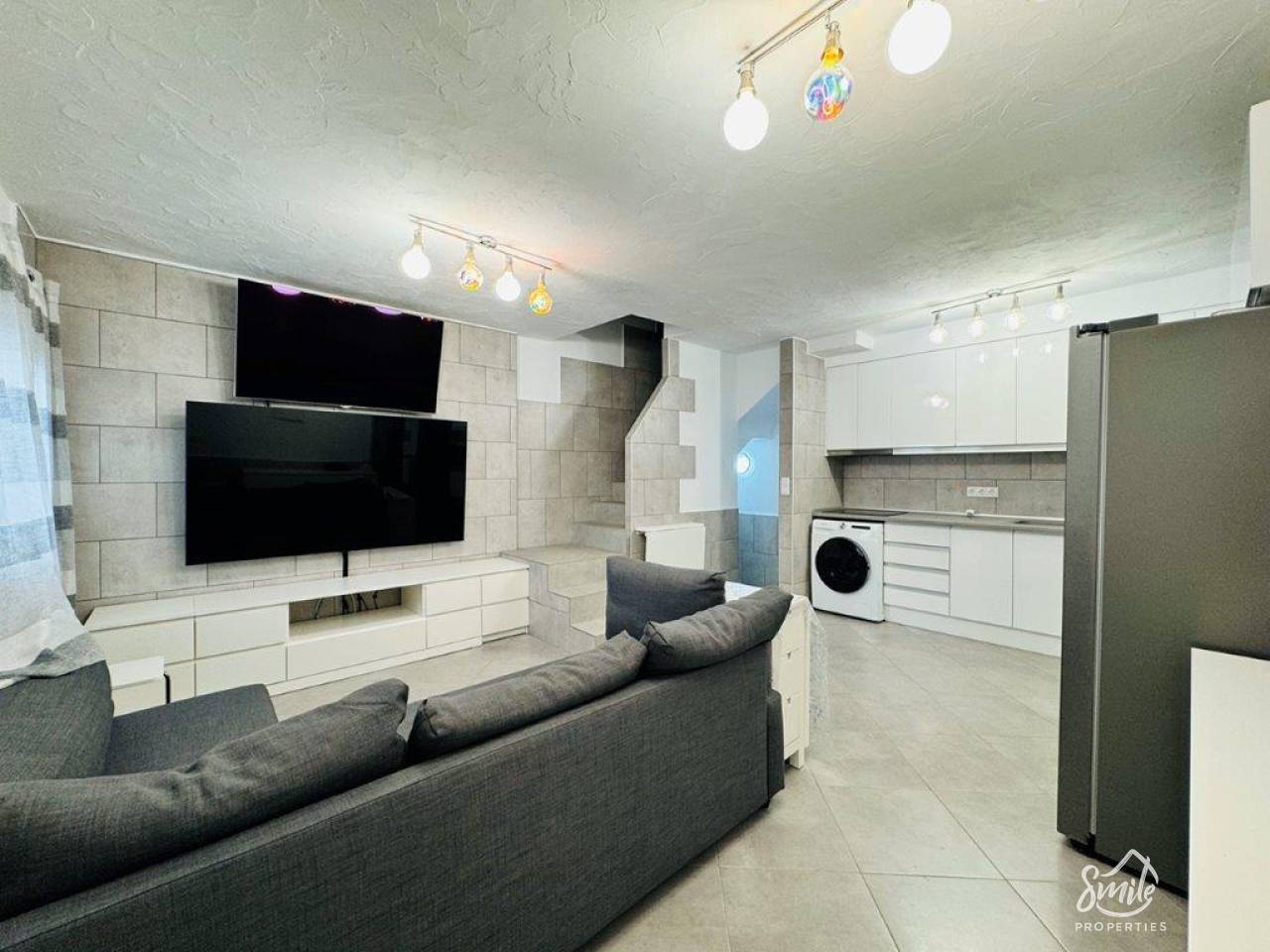 Casa adosada / Duplex/ Esquina - Segunda mano - La Mata - 1203