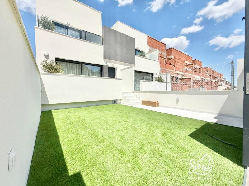 Maison de ville - New Build - Cox - San Fernando