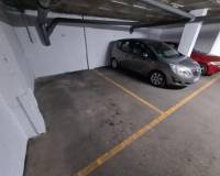 Resale - Garage - La Mata