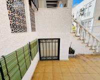 Segunda mano - Casa adosada / Duplex/ Esquina - La Mata