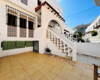 Segunda mano - Casa adosada / Duplex/ Esquina - La Mata