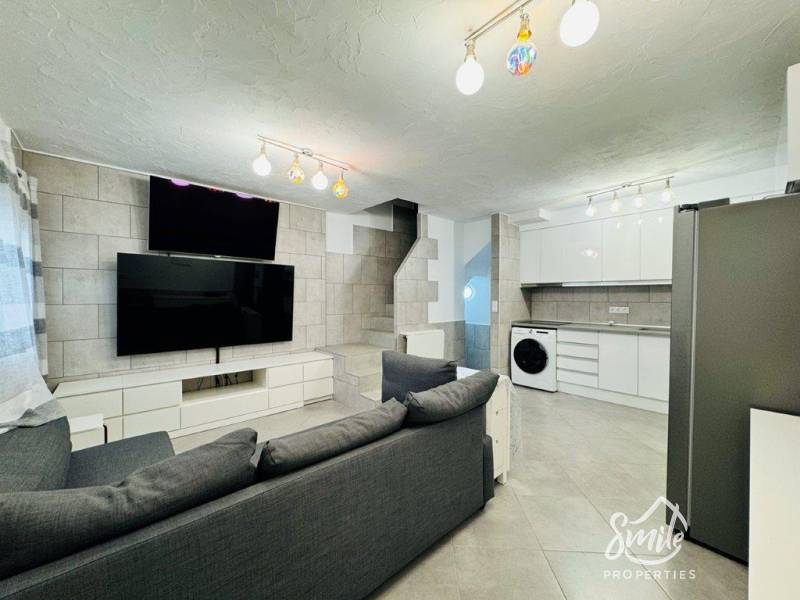 Townhouse / Duplex/Corner - Resale - La Mata - La Mata