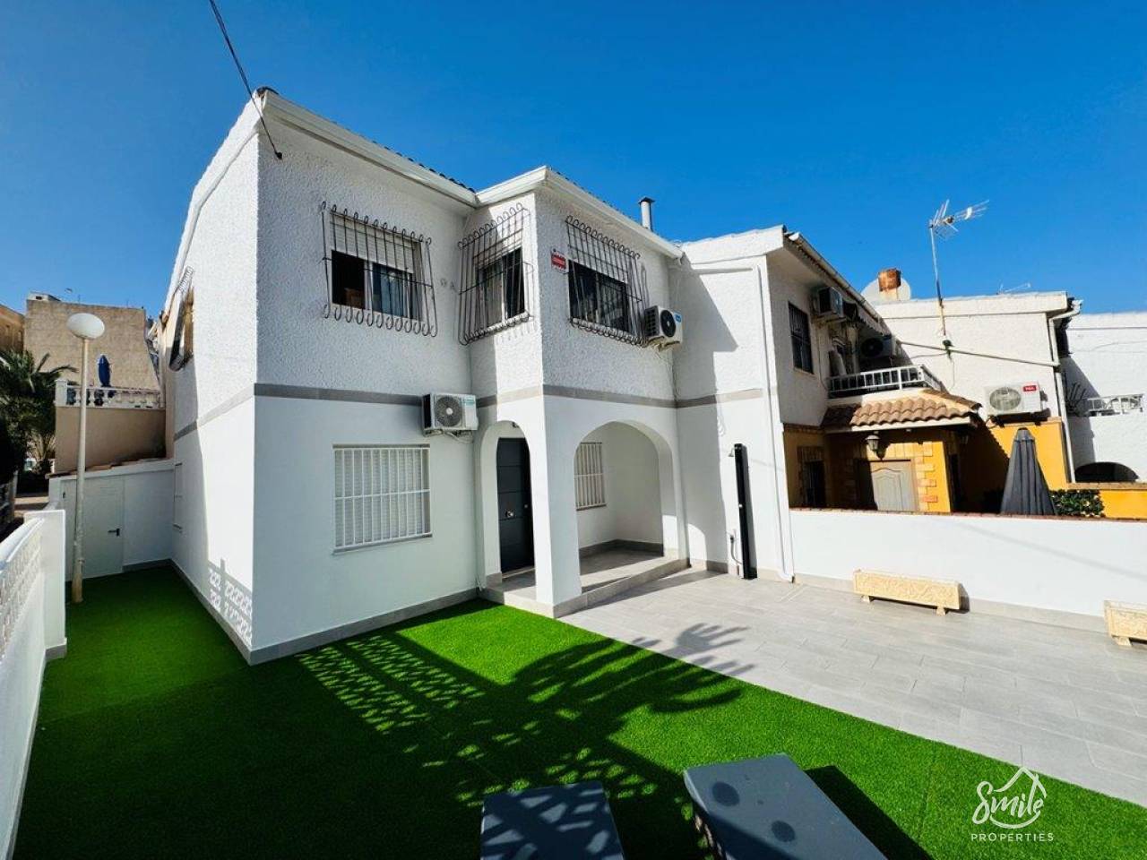 Townhouse - Resale - La Mata - La Mata