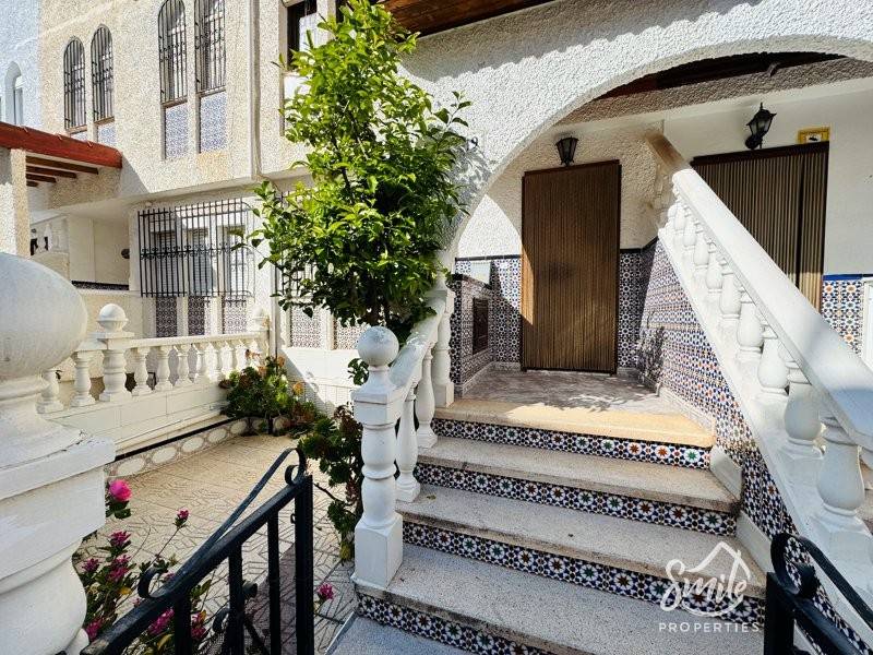 Townhouse - Resale - La Mata - La Mata