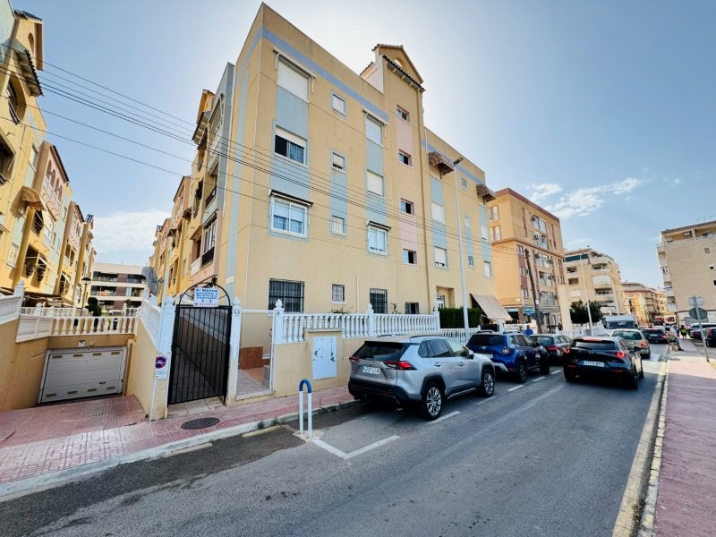 Appartement te koop in La Mata, Torrevieja